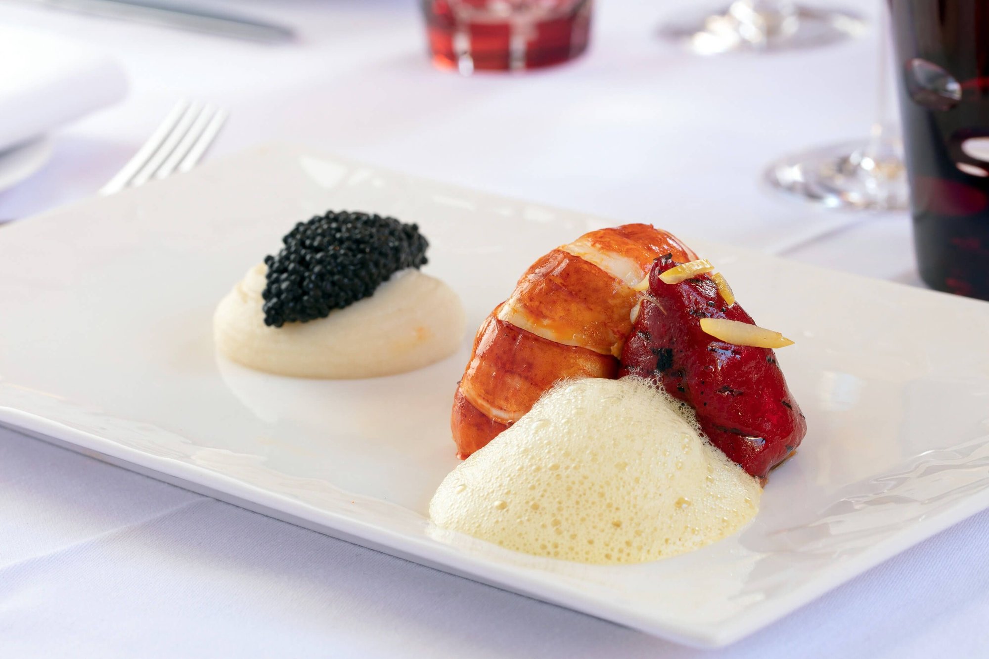 Homard, caviar et espuma — L'Aigle d'Or